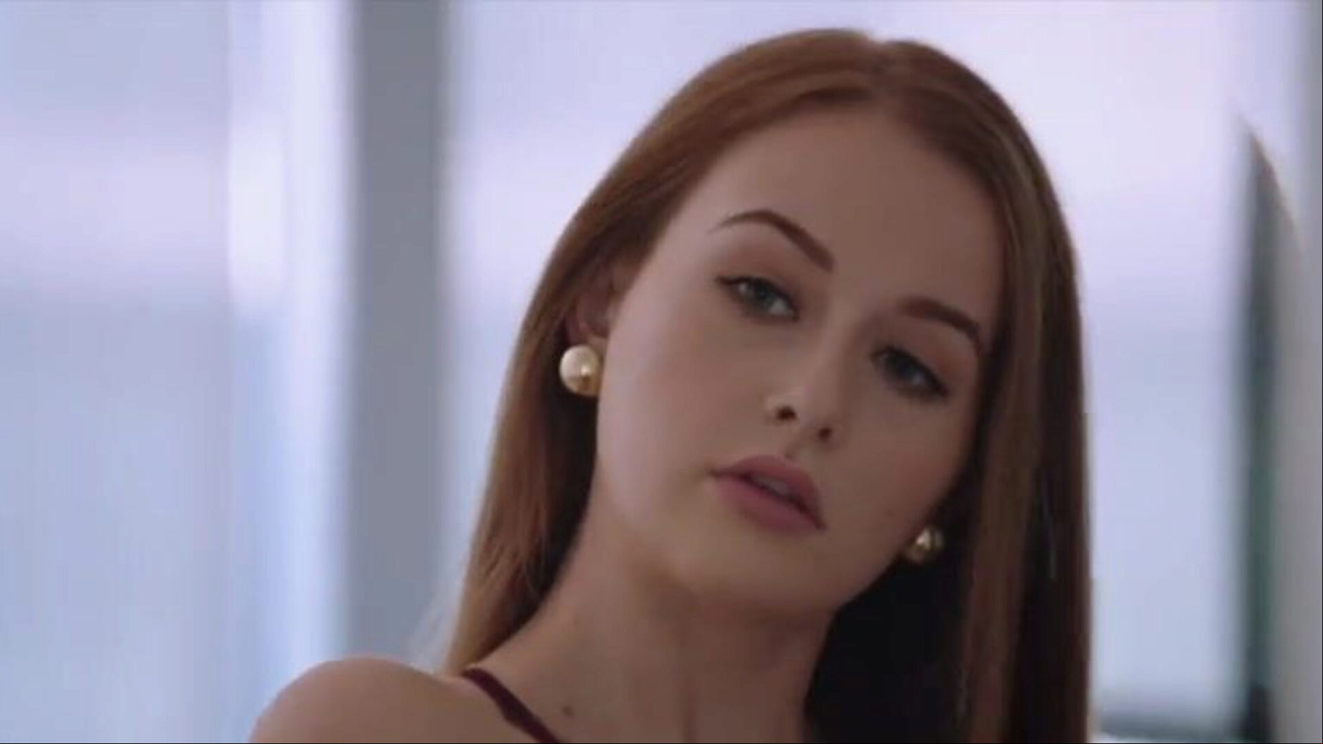 Newcomer from LA gets NYC Treatment Danni Rivers so far truly cant live out of Fresh York. The people are real - whatsoever that means - the stakes are high, and Jordan the boss has a large dick Anything shows up to be to work out worthy for our rod-hungry Redhead!