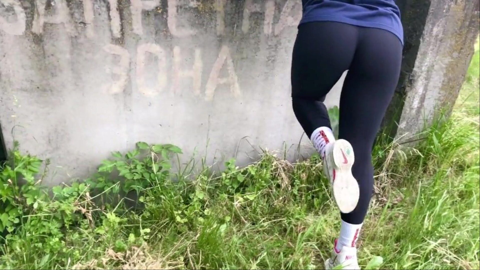 禁区：与女孩发生性关系，射液在绑腿上